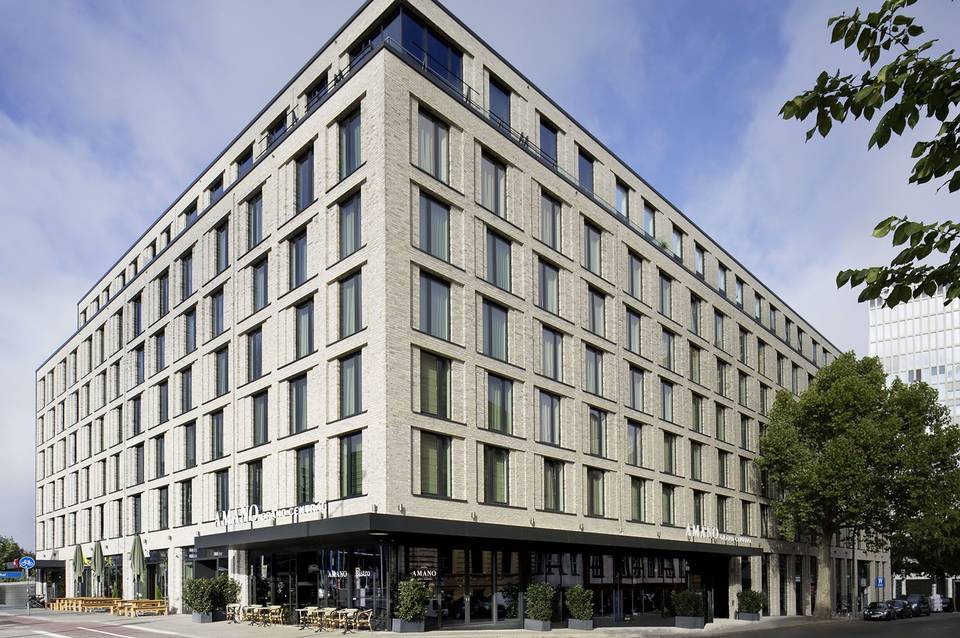 Hotel AMANO Grand Central 2