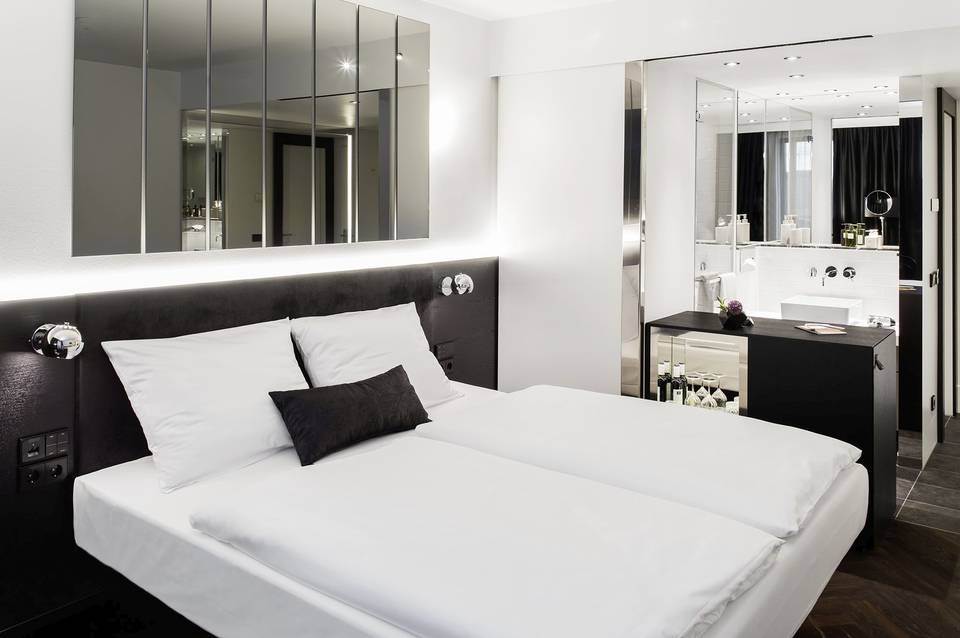 Hotel AMANO Grand Central 3