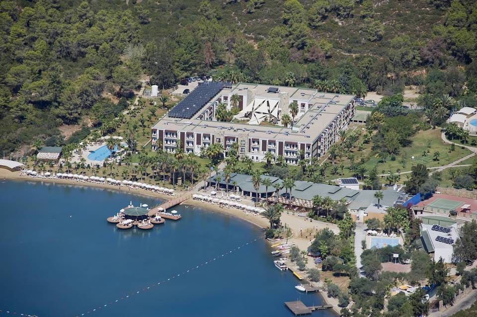 Green Bay Resort & Spa 1