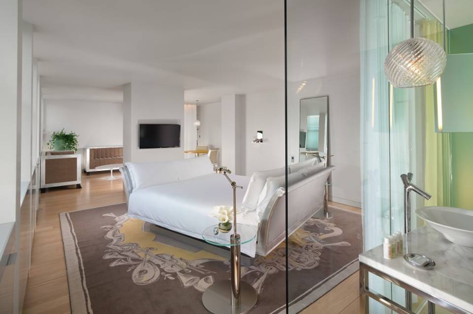 Sanderson London 3