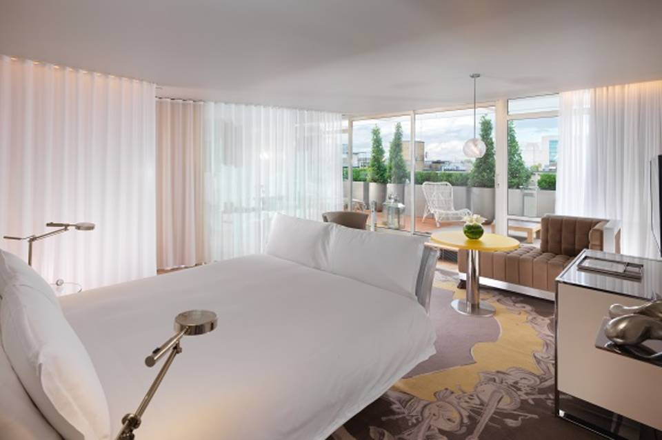 Sanderson London 1