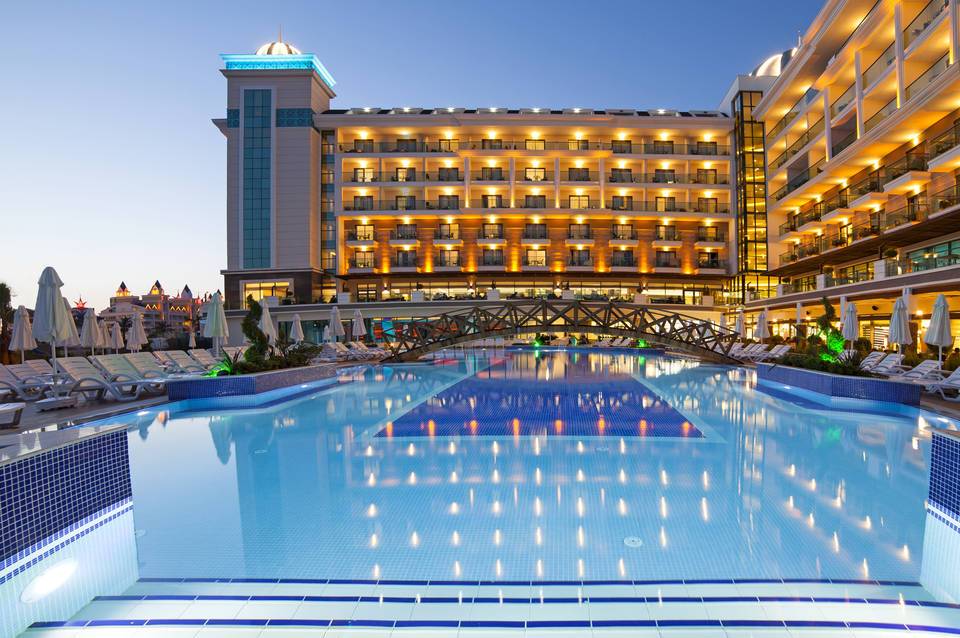 Luna Blanca Resort & Spa 1