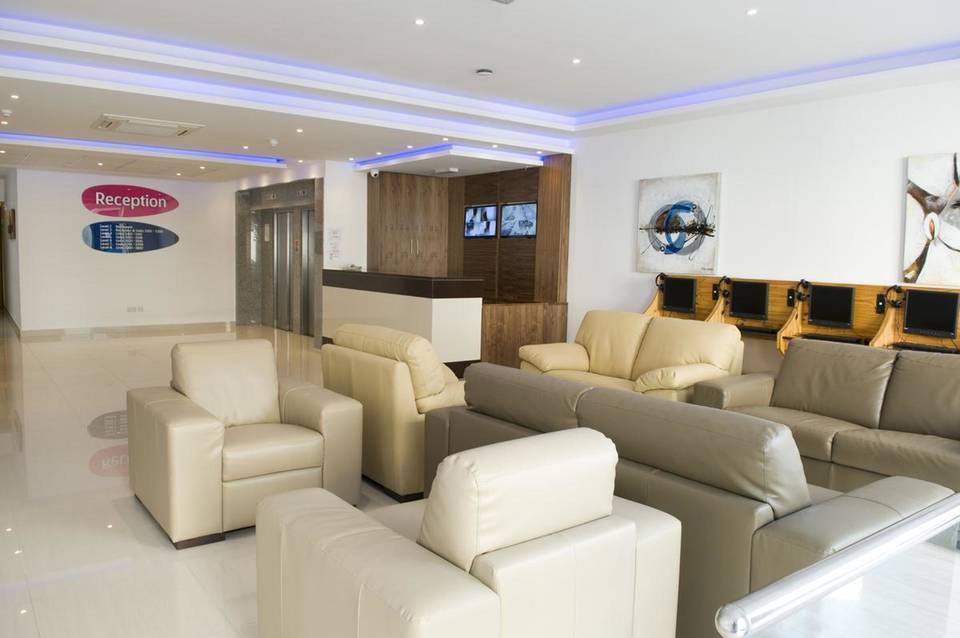 Blubay Apartments by ST Hotels 3