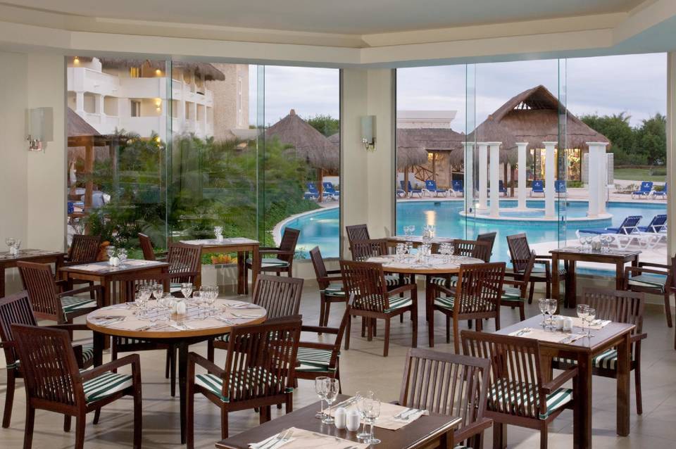 Grand Riviera Princess 3