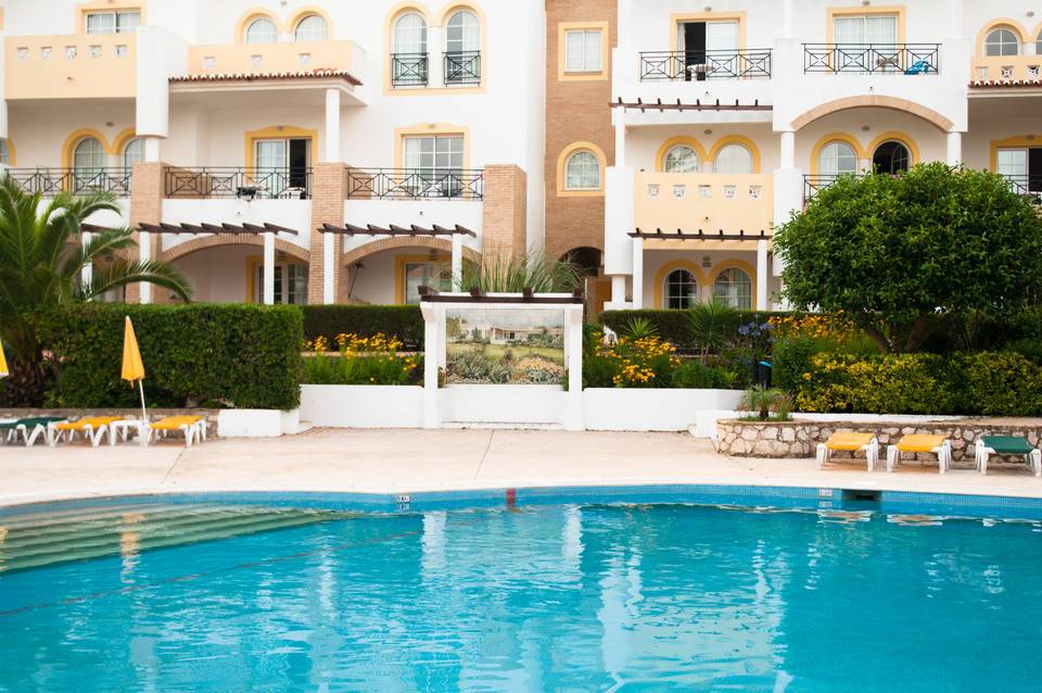 Luz Bay Club Beach & Sun Hotel 2