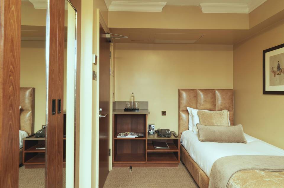 Radisson Blu Hotel, London Bond Street 3