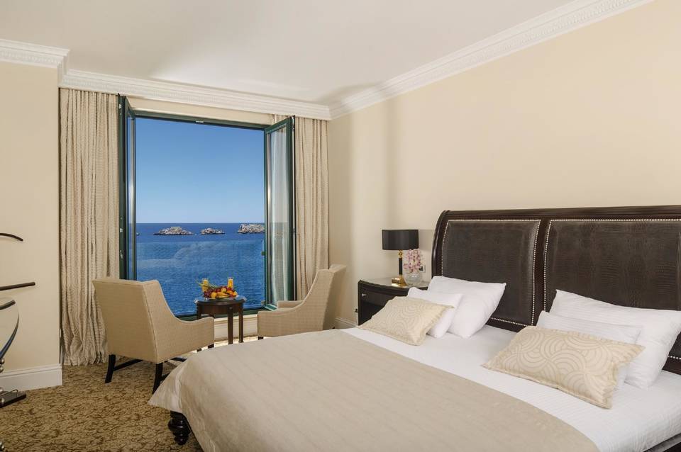 Royal Princess Hotel 1