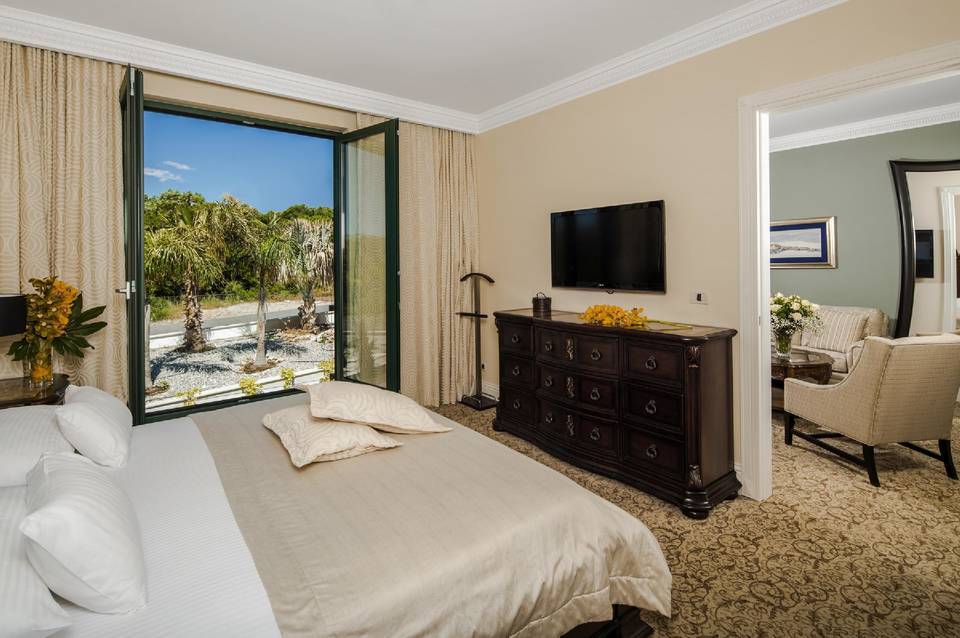 Royal Princess Hotel 4