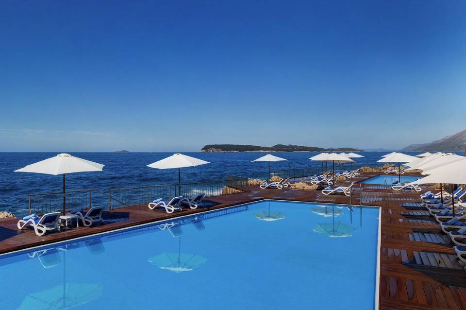 Royal Princess Hotel 5