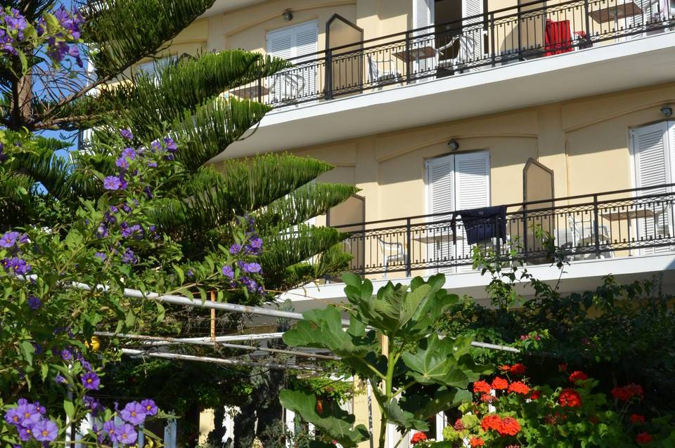 Hotel Niki 2
