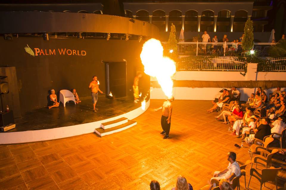 Palm World Resort & Spa Side 5