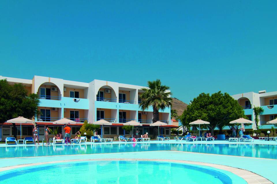 Lardos Bay Hotel 1