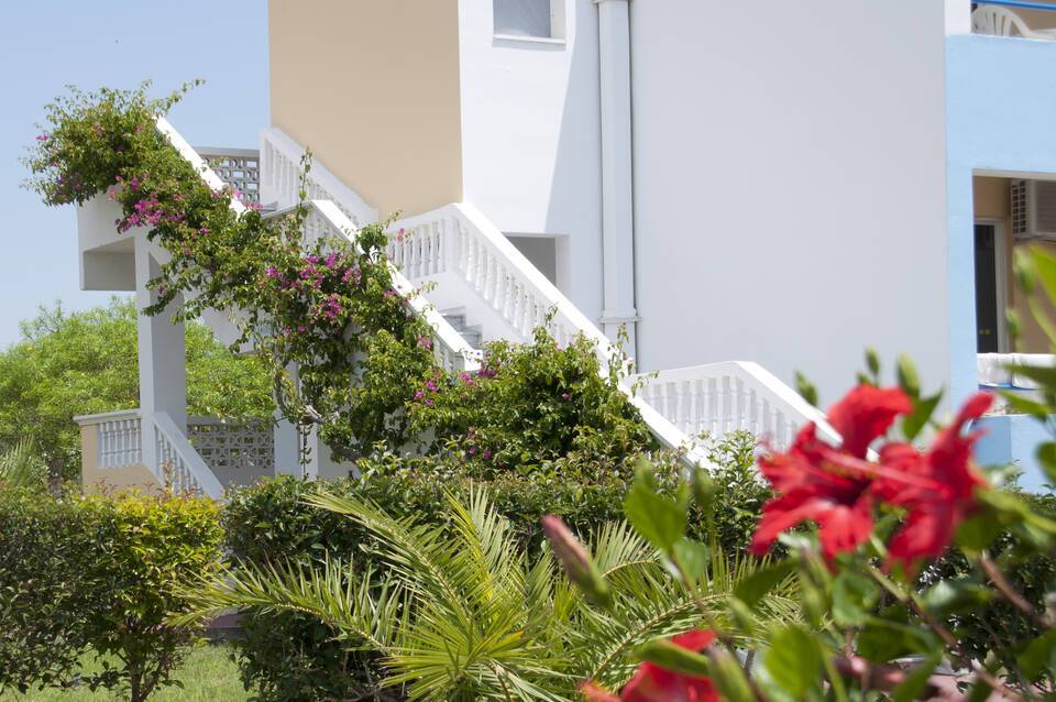 Lardos Bay Hotel 2