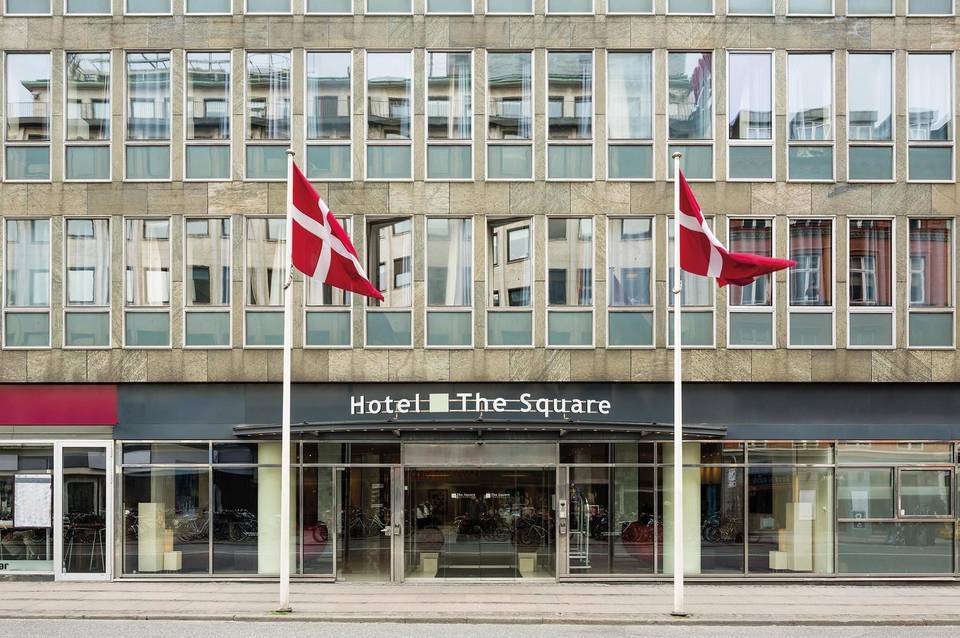 The Square 2