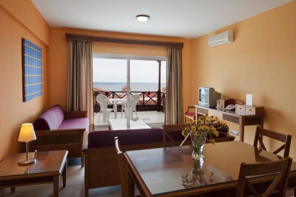 El Cerrito Apartamentos 4