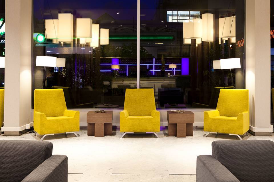 Atenea Barcelona Aparthotel  5