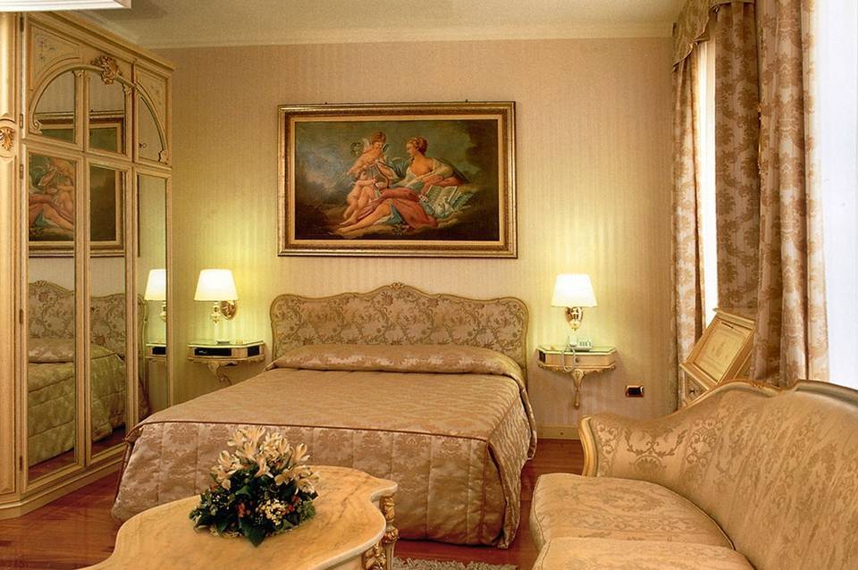 Andreola Central 4