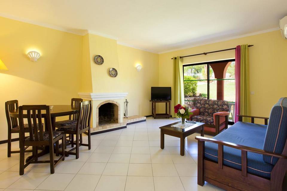 Colina Village 3