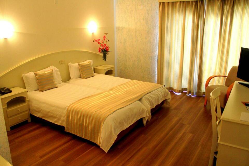 Hotel Cristal Vieira Praia & Spa 5