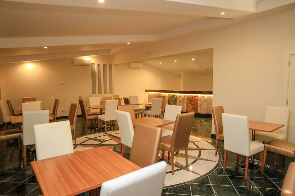 Lagoa Hotel 3