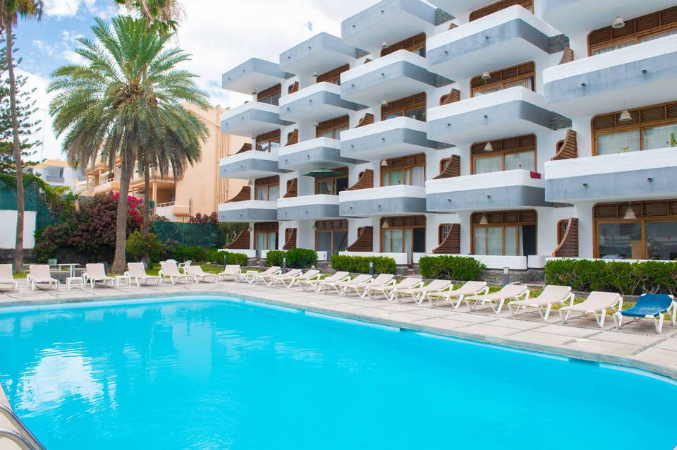 Apartamentos Los Mariachis 1