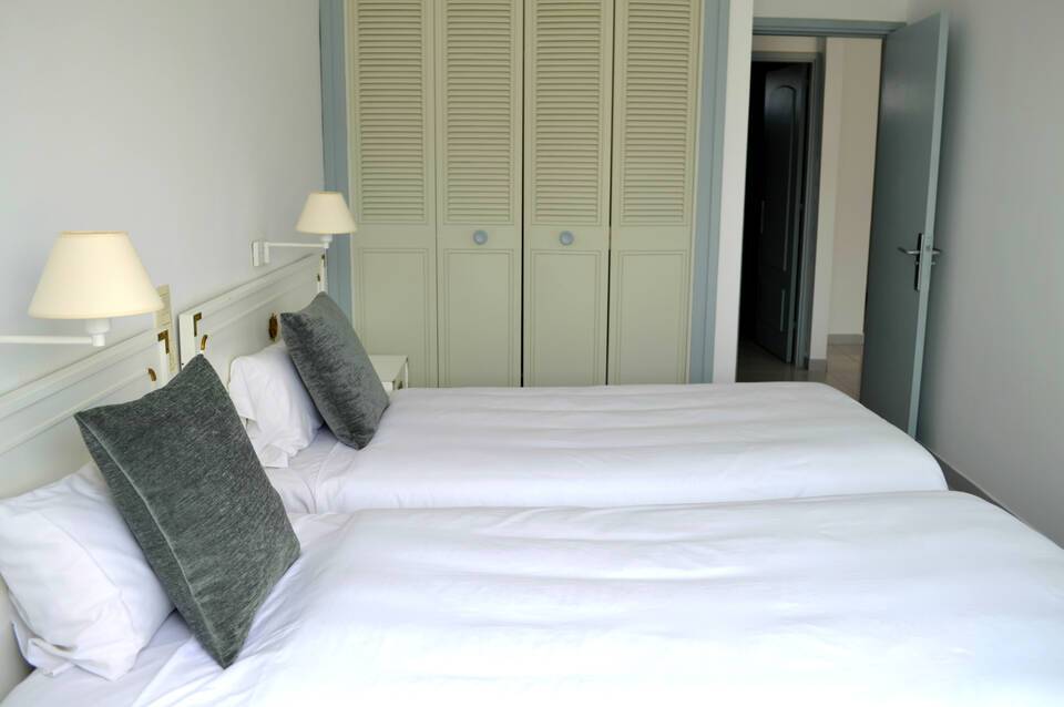 Marina Elite Resort 3