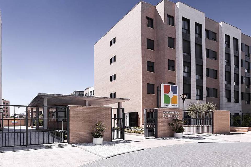 Aparthotel Compostela Suites 2