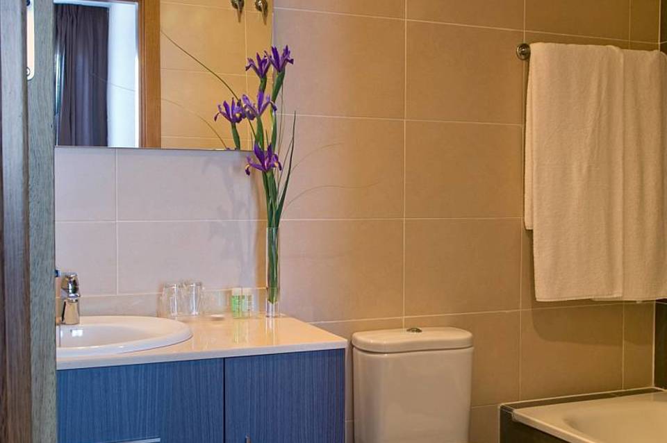 Aparthotel Compostela Suites 3