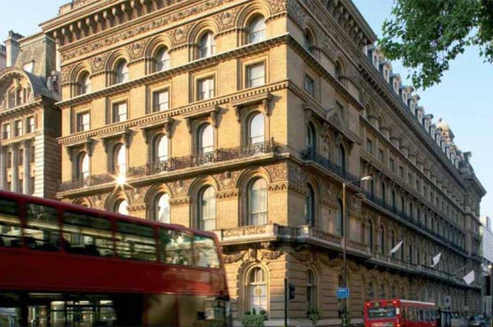 The Clermont Victoria 1