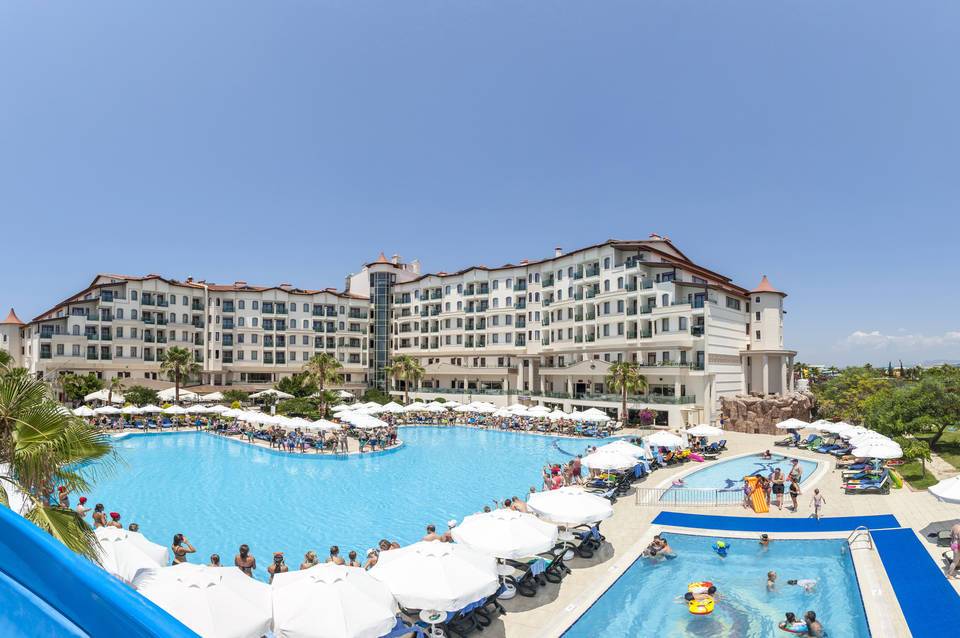 Bella Resort & Spa 3