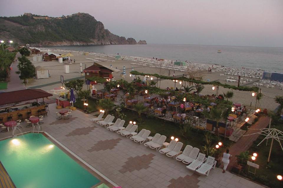 Azak Beach Hotel 5