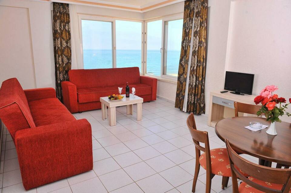 Grand Uysal Beach Hotel 1