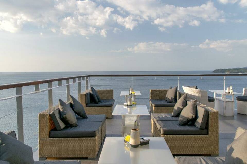 Cape Sienna Phuket Gourmet Hotel & Villas  4