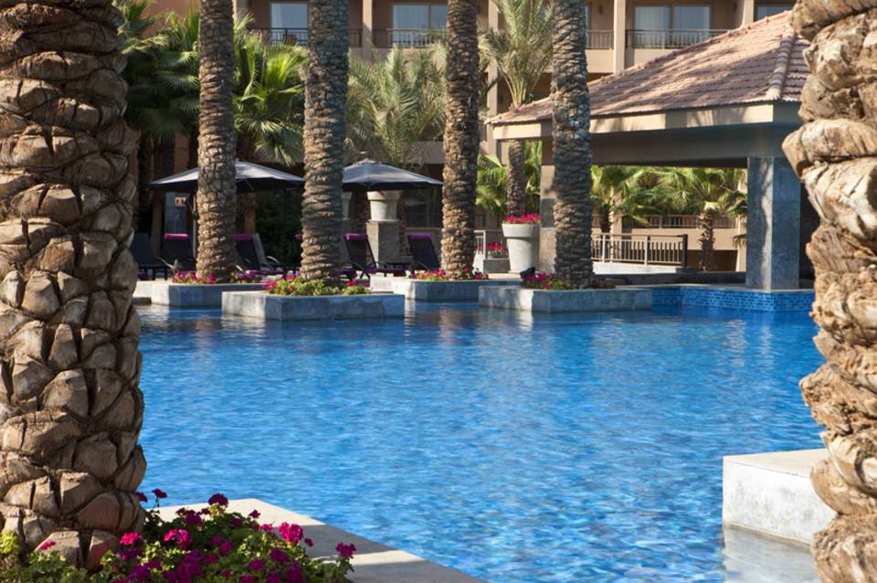 Dusit Thani LakeView Cairo 3