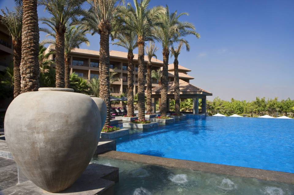 Dusit Thani LakeView Cairo 4