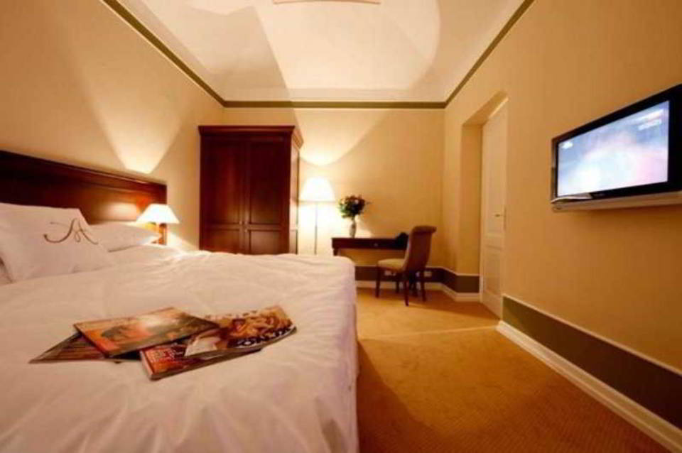 Hotel Antik 3