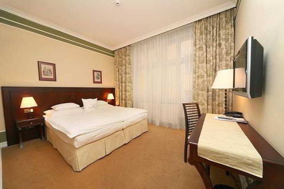 Hotel Antik 4
