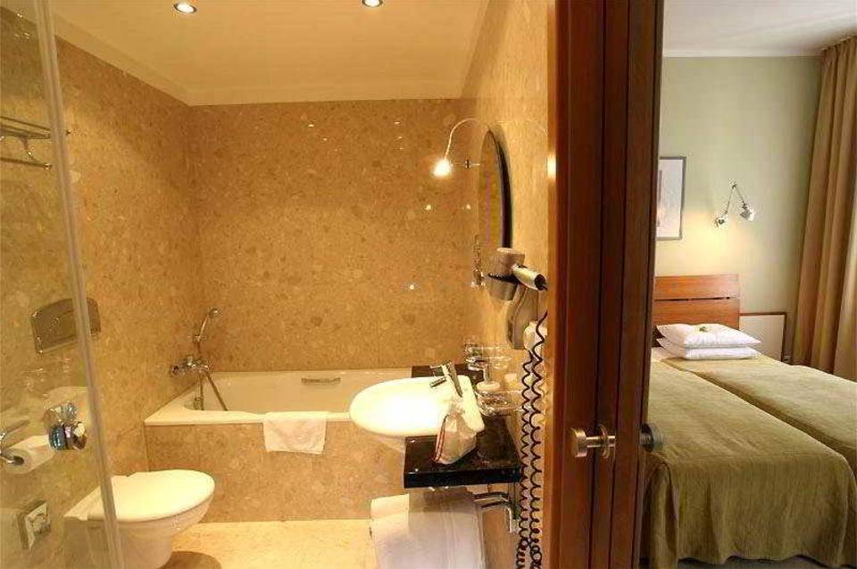 Absolutum Hotel 5