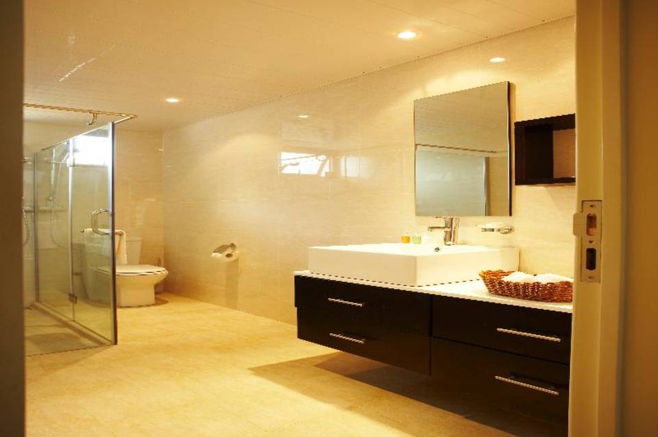 Grand Bay Suites 5