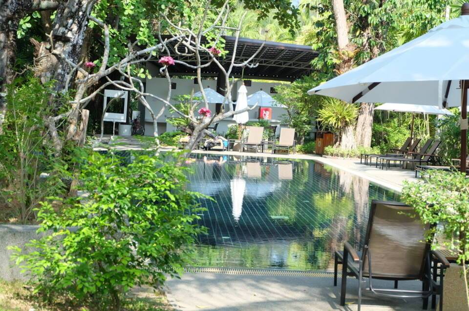 Nai Yang Beach Resort 2