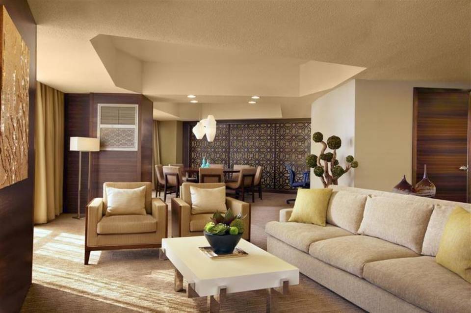 The Westin Bonaventure Hotel & Suites, Los Angeles 1