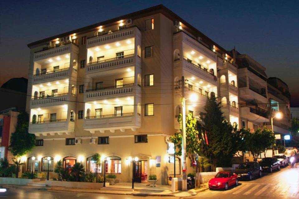 Elina Hotel Apartments 1