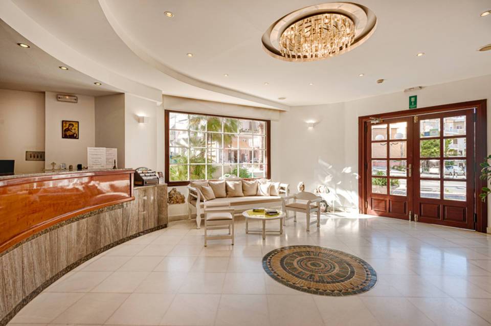 Elina Hotel Apartments 2