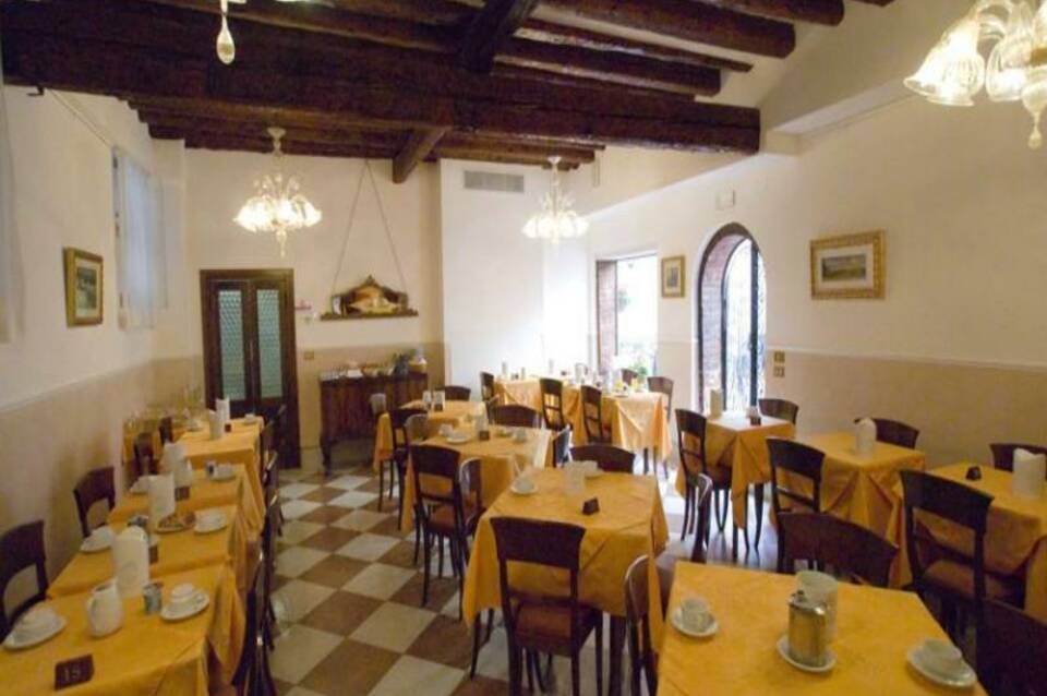 Hotel Tivoli 2