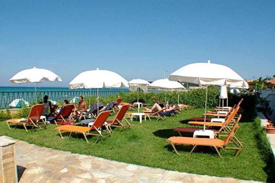 Andreolas Luxury Suites Hotel 2