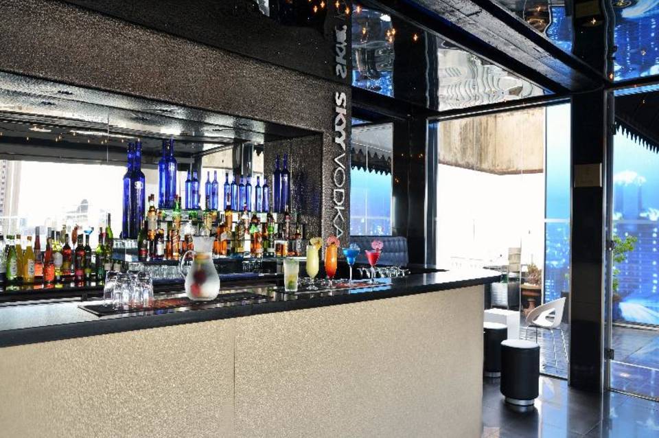 The Reef Hotel 1