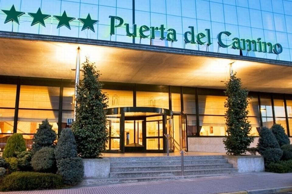 Hotel Oca Puerta del Camino 1