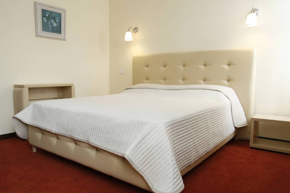 Hotel Capitol 4