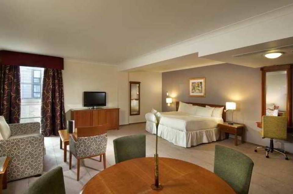 Hilton Croydon 5