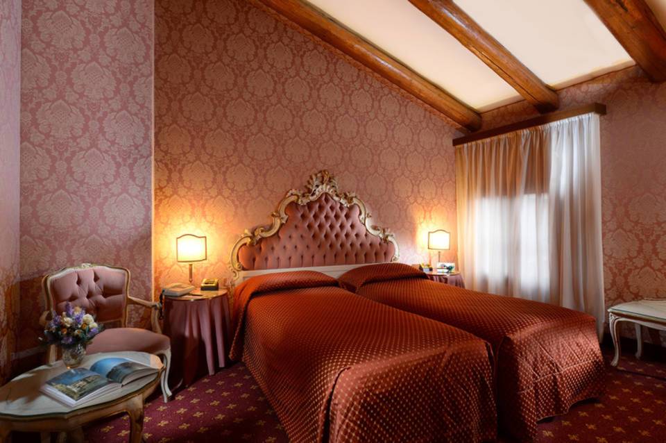 Rialto Hotel 5